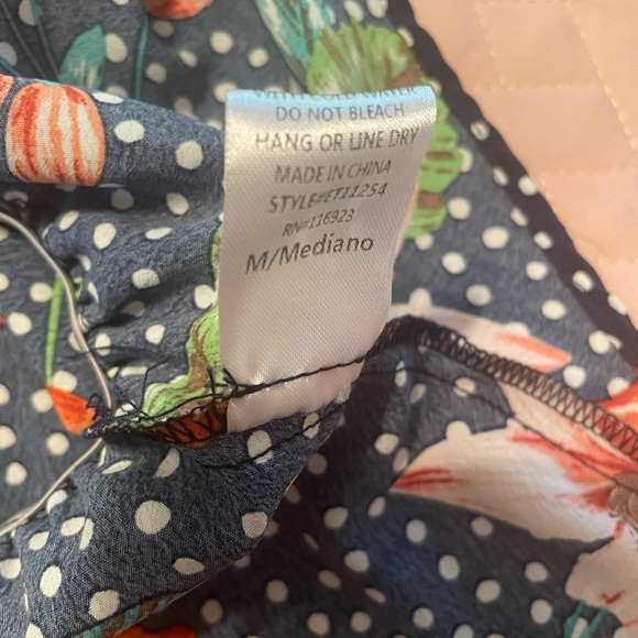 Easel Floral Print Polka Dot V Neck Tunic Top 3/4 Sleeve Oversized Sz Medium - Picture 13 of 13